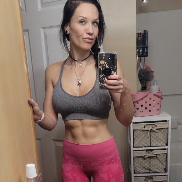 Meet your Posher, DesXo - Picture 2 of 3